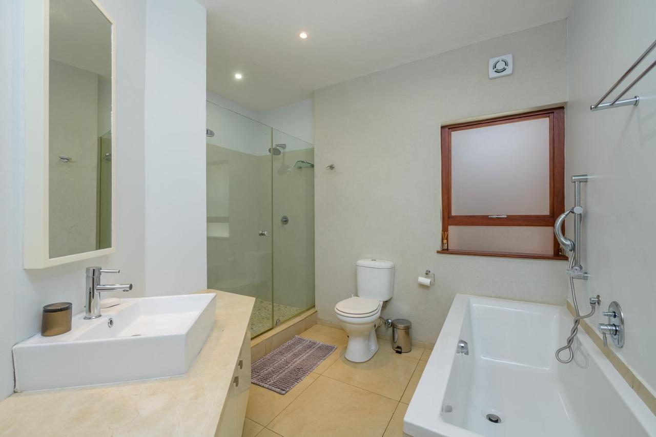 San Lameer 1603 - 5 Bedroom Luxury - 10 Pax - San Lameer Agency